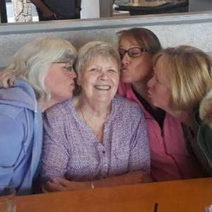 Meet your Posher, Christine